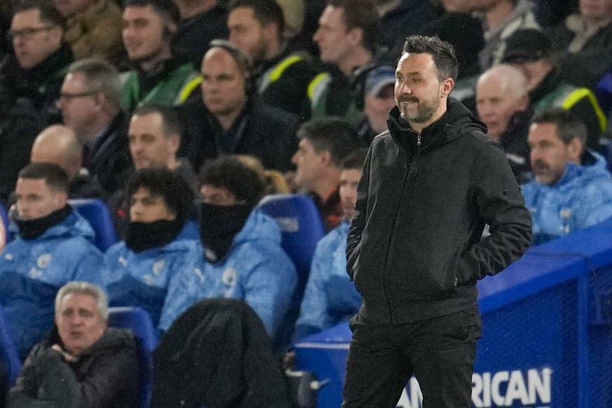 Brighton&#039;s head coach Roberto De Zerbi reacts during the English Premier League soccer match between Brighton and Manchester City at the Falmer Stadium in Brighton, England, Thursday, April 25, 2 ...