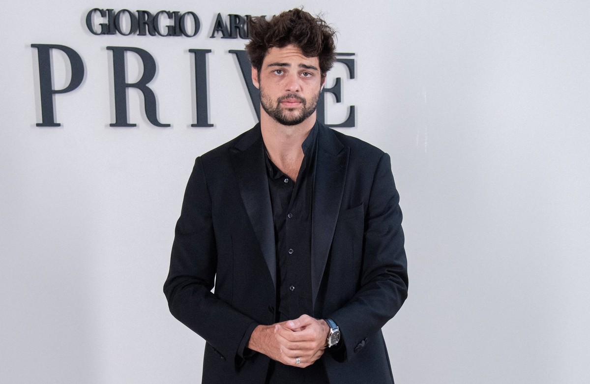 PFW - Giorgio Armani Prive Photocall Noah Centineo attending the Giorgio Armani Prive Haute couture Fall/Winter 2023/2024 show as part of Paris Fashion Week in Paris, France on July 04, 2023. Photo by ...