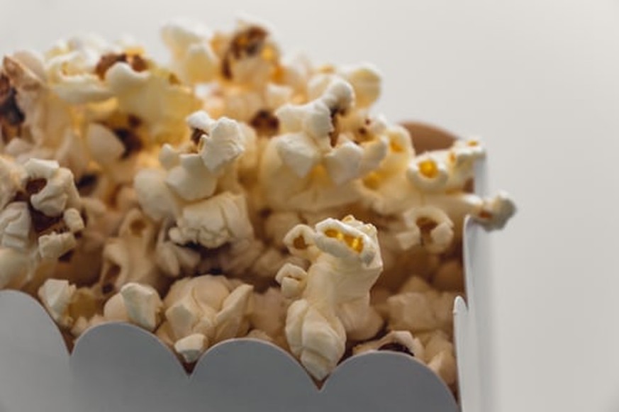 Stellt das Popcorn bereit!