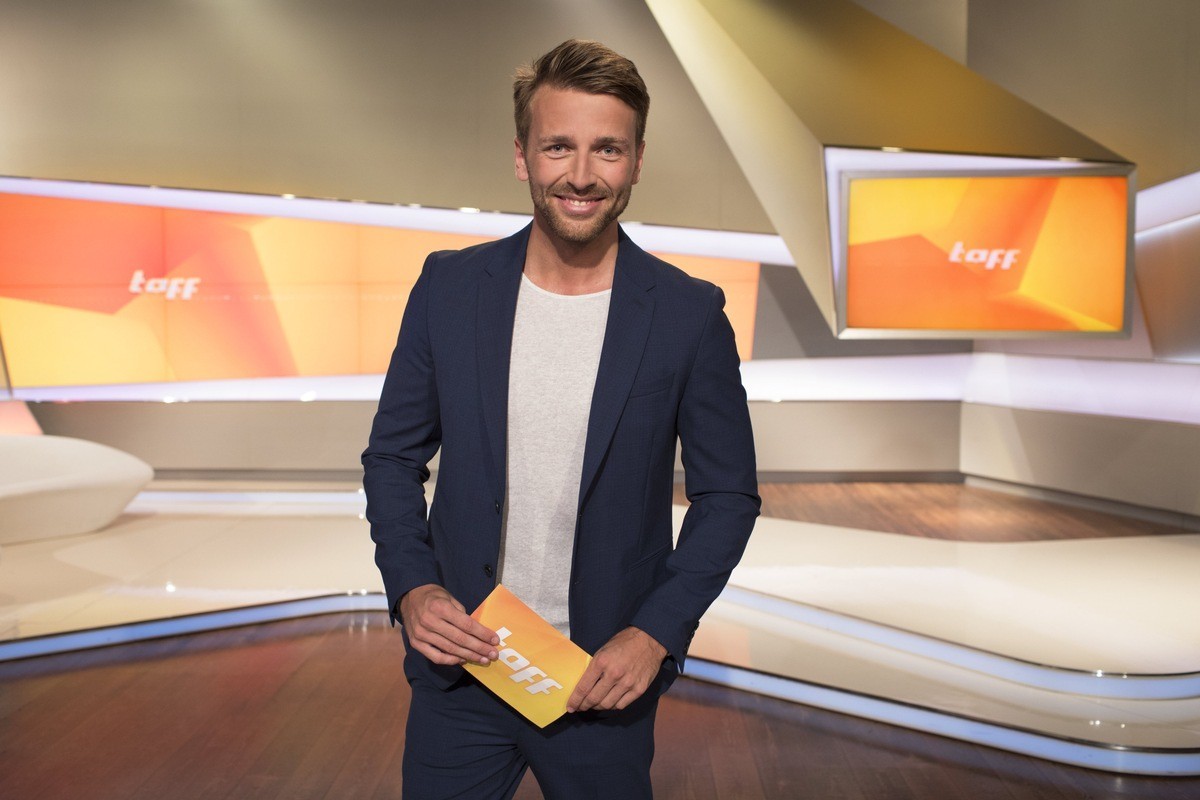 Verstärkung für die taff-Crew! Christian Düren moderiert ab dem 12. Juli das ProSieben-Magazin 

Drei Frauen - und ab jetzt drei Maenner: Christian Dueren feiert am Mittwoch, den 12. Juli 2017, um 17: ...