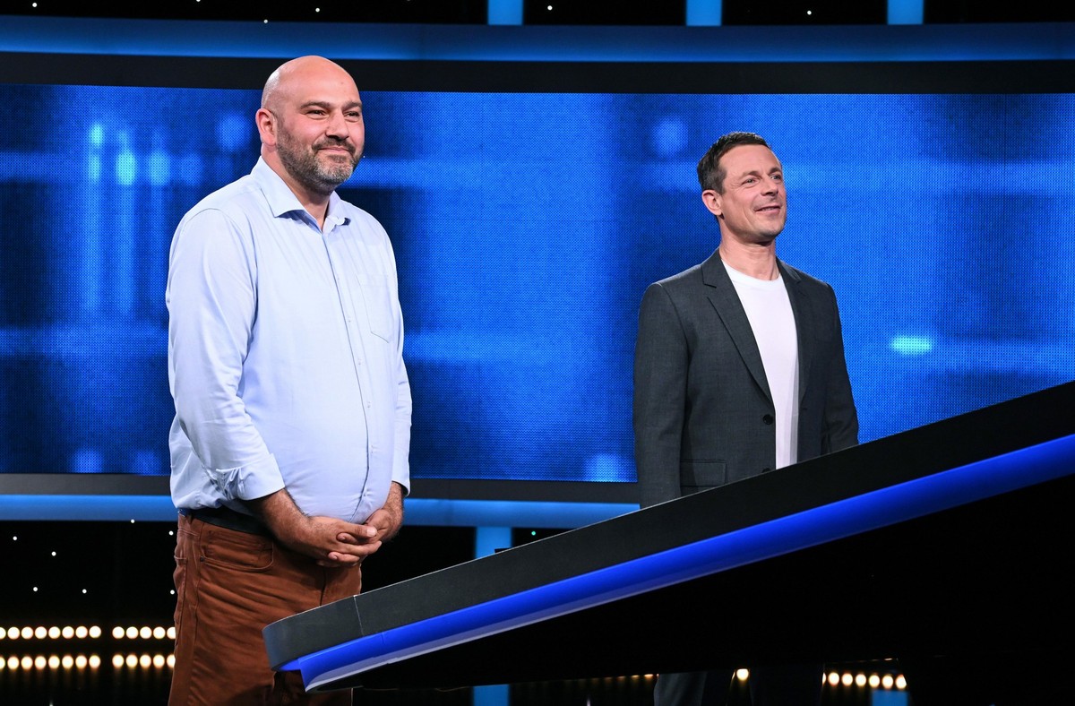 ARD GEFRAGT - GEJAGT FOLGE 815, "Alexander Bommes präsentiert beliebtes Quizformat", am Dienstag (10.09.24) um 18:00 Uhr im ERSTEN.
Moderator Alexander Bommes (r.) mit dem Kandidaten Ilhan B ...