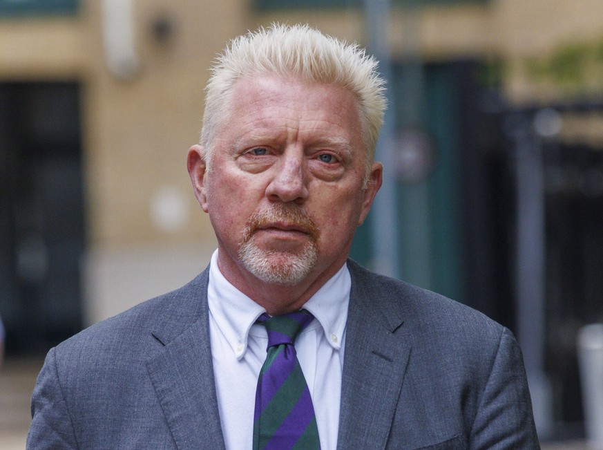 . 29/04/2022. London, United Kingdom. Former Wimbledon champion, Boris Becker, arrives at Southwark Crown Court with his girlfriend Lilian De Carvalho Monteiro, for sentencing in his Insolvency case.  ...