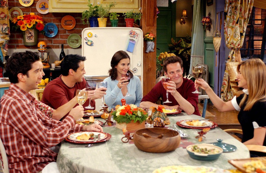 FRIENDS, David Schwimmer, Lisa Kudrow, Matt LeBlanc, Courteney Cox, Matthew Perry, Jennifer Aniston, The One With The Late Thanksgiving , Season 10, epis. 226, 1994-2004, Warner Bros. / Courtesy: Ever ...