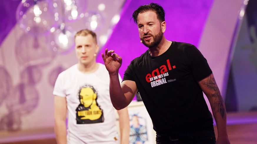 Oliver Pocher und Michael Wendler in der RTL-Live-Show Pocher vs. Wendler - Schluss mit lustig in den NOBEO Studios. Köln-Hürth, 01.03.2020 *** Oliver Pocher and Michael Wendler in the RTL live show P ...