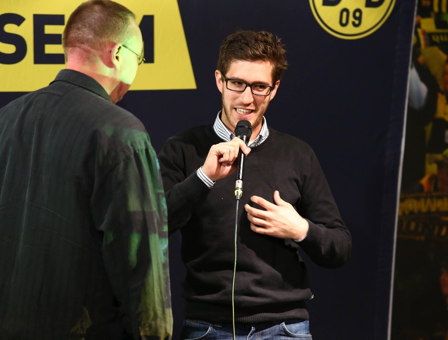 Jan-Henrik Gruszecki (r.) ist ehemaliger Ultra ("The Unity") von Borussia Dortmund. Jetzt berät er die Geschäftsführung als Leiter der Stabsstelle Strategie und Kultur.