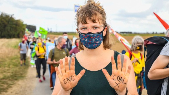 Nisha Toussaint-Teachout hat 2018 Fridays for Future in Stuttgart mitgegründet und ist seitdem Aktivistin in der Klimagerechtigkeitsbewegung. Dort organisiert sie Demonstrationen und ist für Presse- u ...