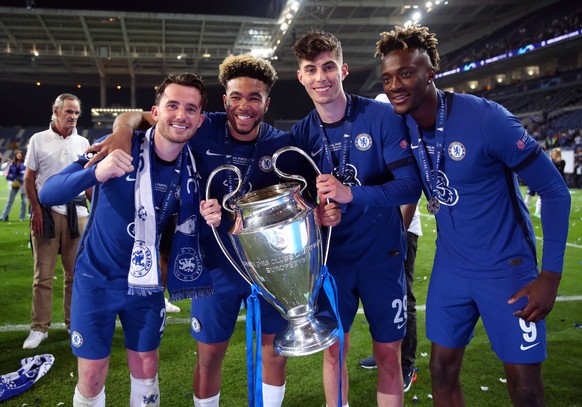 Premier League Package 2021 - 2022 File photo dated 29-05-2021 of Chelsea s Ben Chilwell, Reece James, Kai Havertz and Tammy Abraham with the trophy following the UEFA Champions League final. Issue da ...