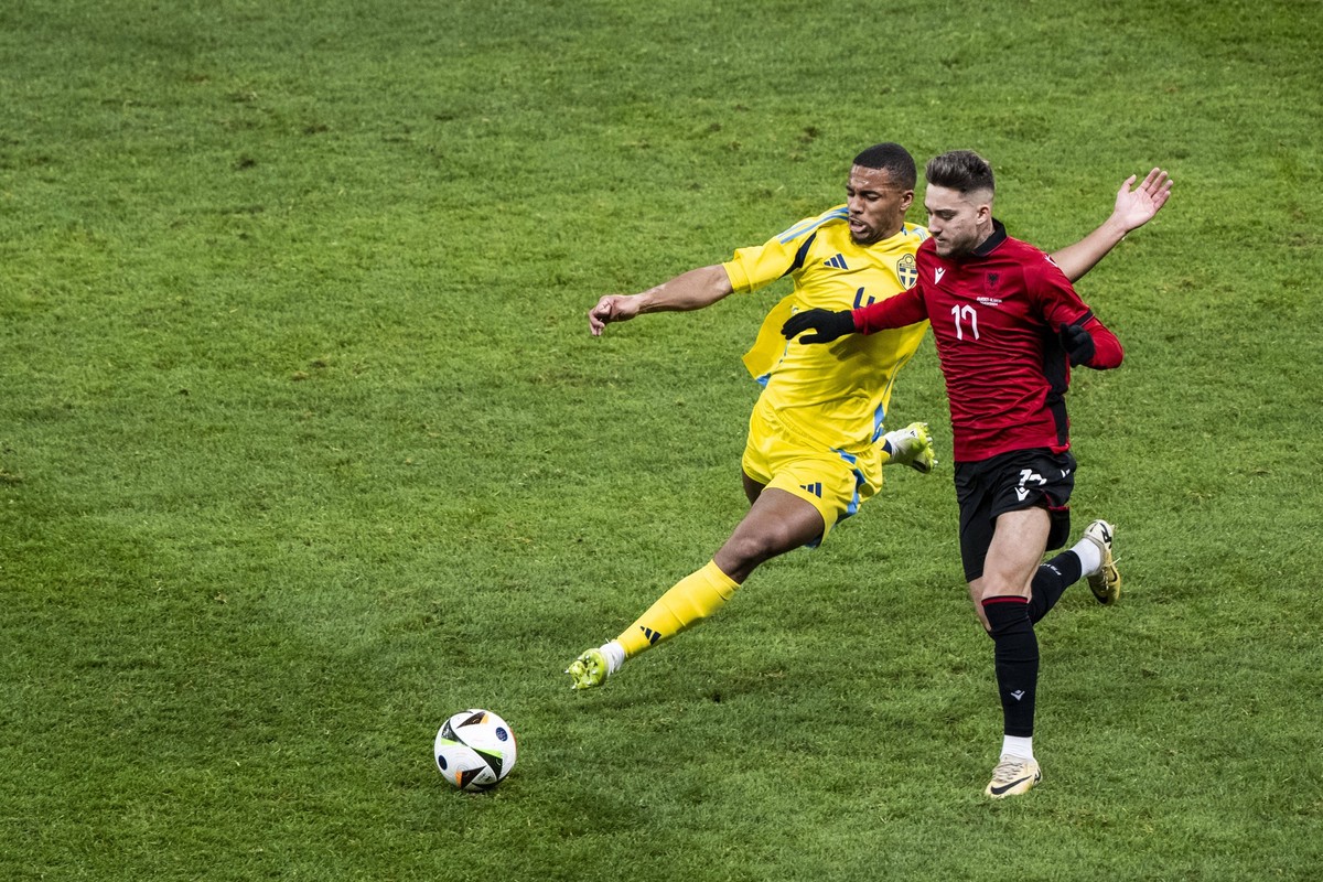 240325 Isak Hien of Sweden and Ernest Muci of Albania during the International Friendly, L�nderspiel, Nationalmannschaft football match between Sweden and Albania on March 25, 2024 in Stockholm. Photo ...