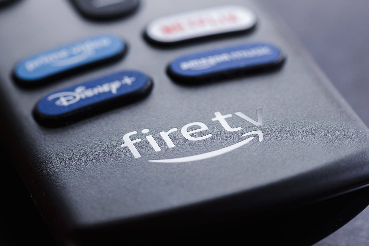 Fernbedienung Amazon Fire TV. Berlin, 05.01.2022 Berlin Deutschland *** Remote control Amazon Fire TV Berlin, 05 01 2022 Berlin Germany Copyright: xThomasxTrutschel/photothek.dex