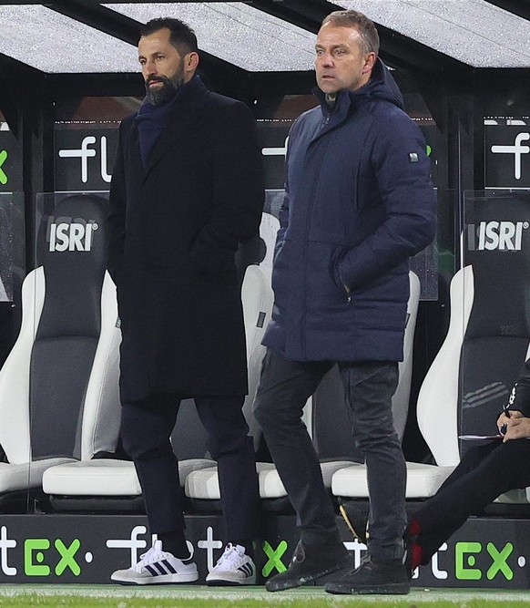 Trainer Hansi Flick FC Bayern München Munich Sportdirektor Hasan Salihamidzic FC Bayern München Fußball: Fussball: 1.Bundesliga, Saison 2020/21 Borussia Mönchengladbach,Gladbach - FC Bayern 3:2 Münche ...