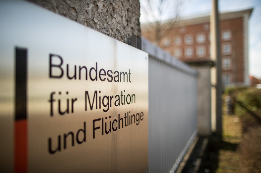 Asyl zu Unrecht gewährt – Bundesregierung sieht "ernsthaften Verdacht" 