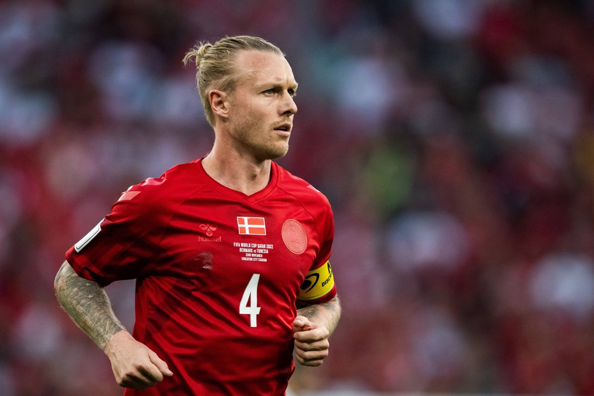 221122 Simon Kjaer of Denmark during the FIFA World Cup, WM, Weltmeisterschaft, Fussball 2022 football match between Denmark and Tunisia on November 22, 2022 in Doha. Photo: Joel Marklund / BILDBYRAN  ...
