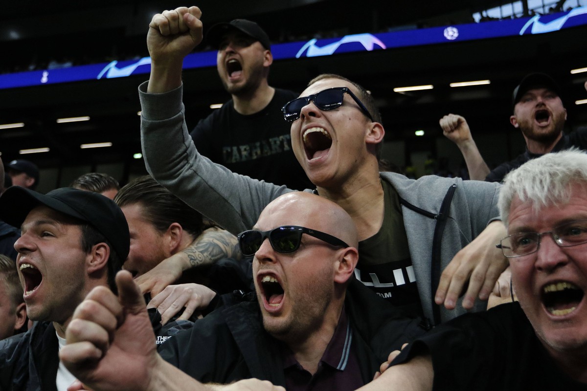 GOAL - Donny van de Beek of Ajax scores and fans celebrate during the UEFA Champions League Semi Final match between Tottenham Hotspur and Ajax at Tottenham Hotspur Stadium, London, England on 30 Apri ...
