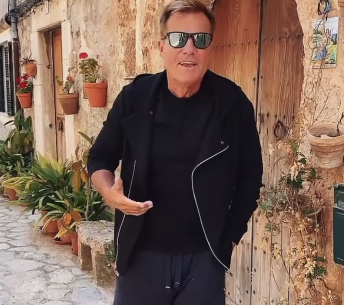 Dieter Bohlen klärt auf Instagram seine Fans darüber auf, was er jetzt vorhat.
