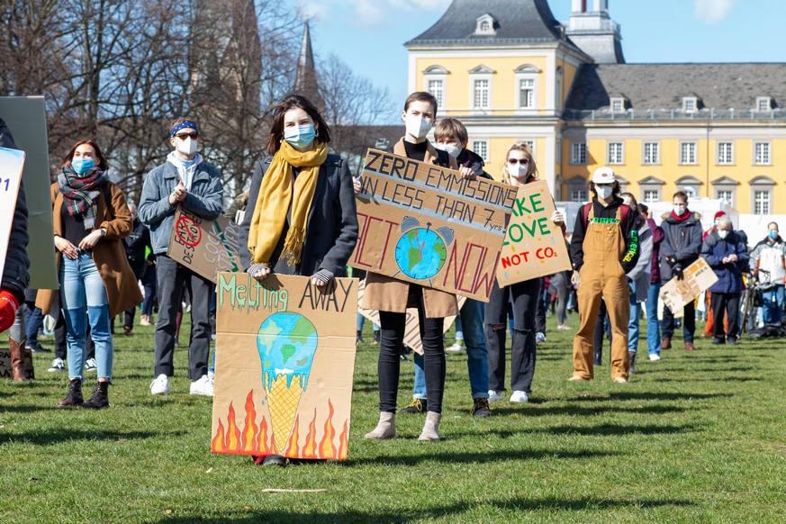 Eine Demo von Fridays for Future in Bonn.