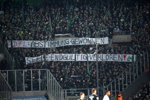 Fanprotest der Gladbacher Fans gegen die DFL Investoren 15.12.2023, Fussball Saison 2023/2024, 1. Bundesliga, 15. Spieltag, Borussia M�nchengladbach - SV Werder Bremen Moenchengladbach Borussia Park N ...