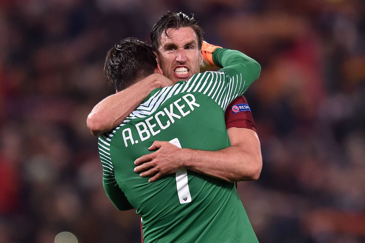 Esultanza per la vittoria Kevin Strootman e Alisson Roma Roma 10-04-2018 Stadio Olimpico Champions League, Quarti di Finale. AS Roma - Barcellona / AS Roma - Barcelona Foto Antonietta Baldassarre / In ...