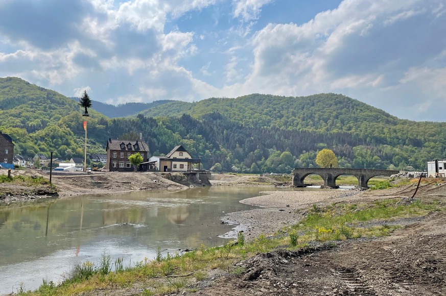 SWR Fernsehen ALS DIE FLUT INS AHRTAL KAM - DAS JAHR NACH DER KATASTROPHE, &quot;Der Jahrestag der Flutkatastrophe mit Gedenkveranstaltung und Livesendung&quot;, am Donnerstag (14.07.22) um 18:28 Uhr. ...