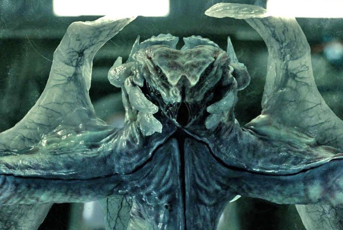 Ein umstrittener Sci-Fi-Film läuft im TV.