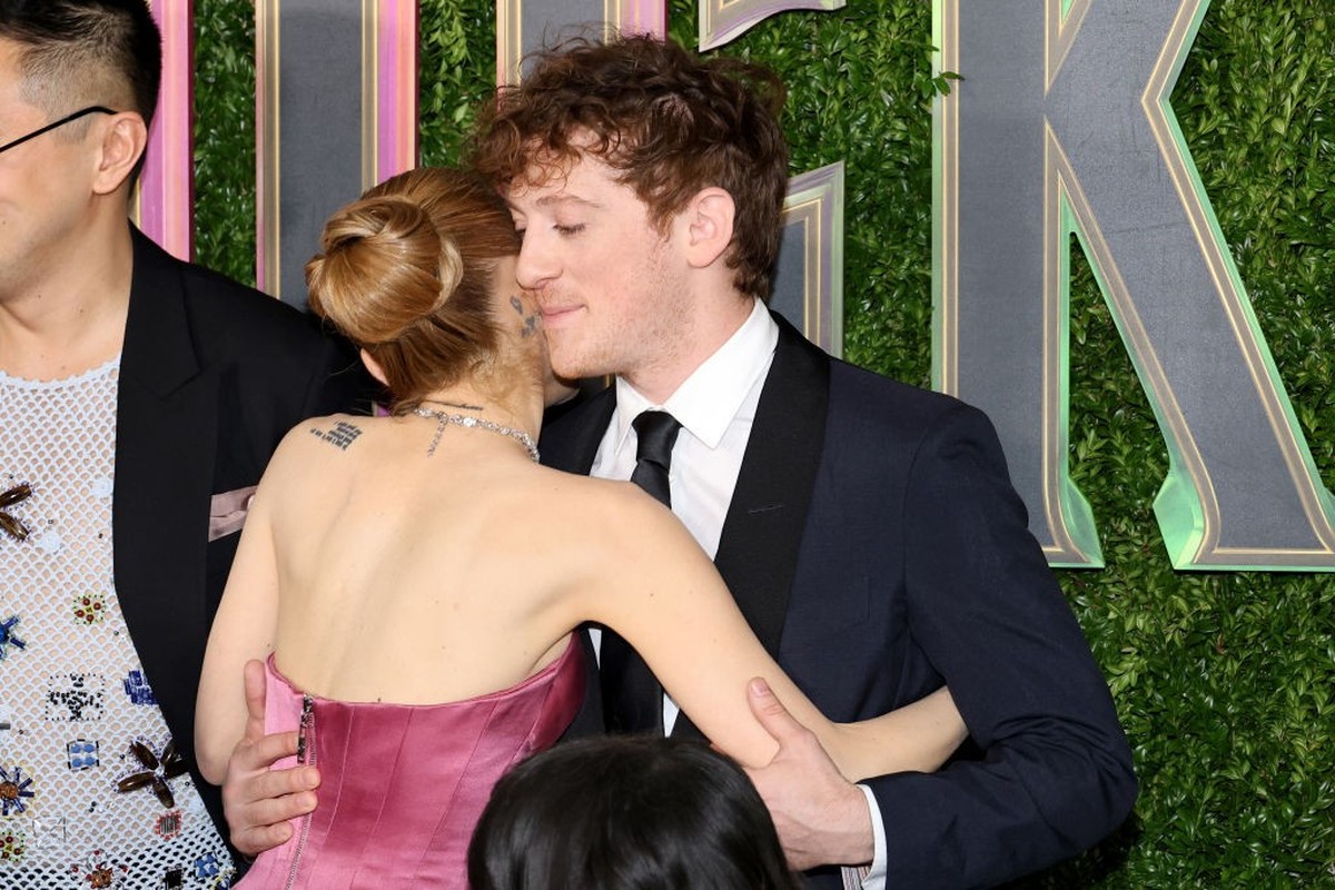 NEW YORK, NEW YORK - NOVEMBER 14: Ariana Grande and Ethan Slater attend the &quot;Wicked&quot; New York Premiere at Museum of Modern Art on November 14, 2024 in New York City. (Photo by Marleen Moise/ ...