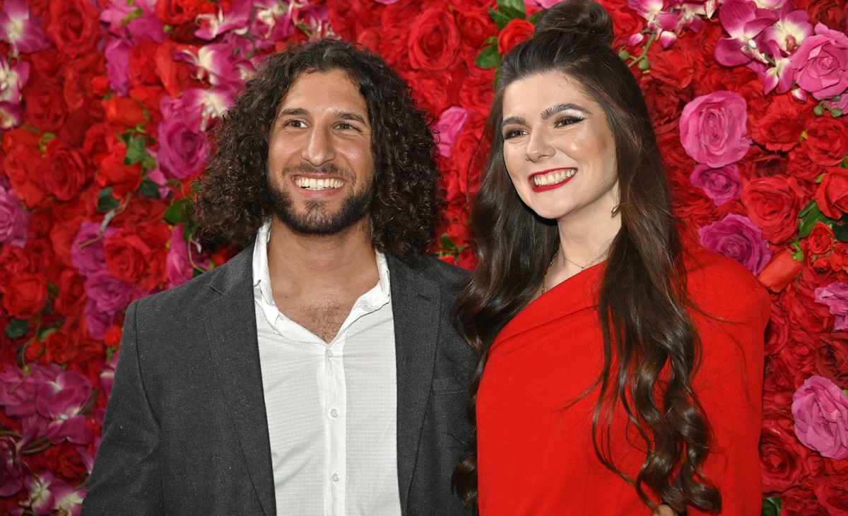 Klaudia Giez mit Freund Adriano Salvaggio bei der TKMaxx Eröffnung im Supercandy Pop Up Museum. Köln, 10.05.2023 *** Klaudia Giez with boyfriend Adriano Salvaggio at the TKMaxx opening at the Supercan ...