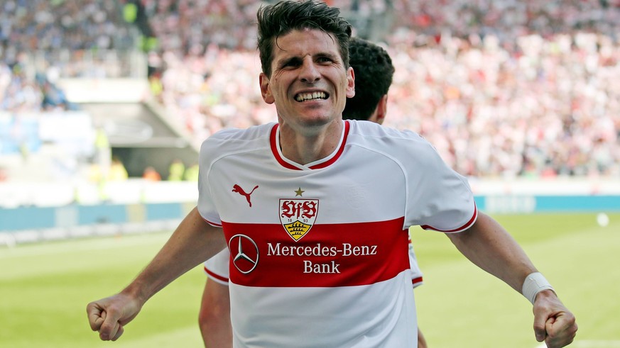 VfB Stuttgart - TSG 1899 Hoffenheim Deutschland, Stuttgart, 05.05.2018, Fussball, Bundesliga, Saison 2017/2018, 32. Spieltag, VfB Stuttgart - TSG 1899 Hoffenheim: Mario Gomez (VfB Stuttgart); Jubel To ...