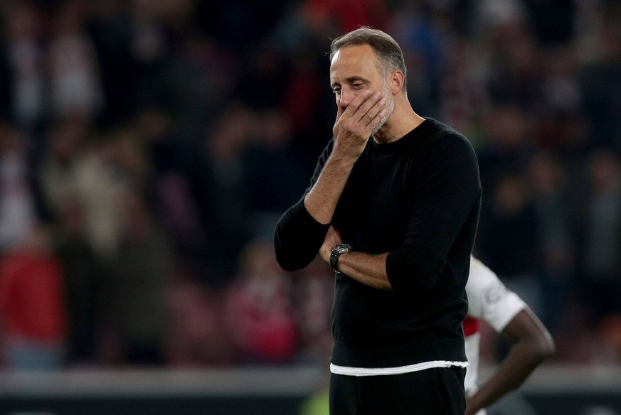 09.10.2022, Stuttgart, Germany, Mercedes Benz Arena, VfB Stuttgart vs 1.FC Union Berlin - 1. Bundesliga, Trainer Pellegrino Matarazzo VfB Stuttgart enttaeusscht Foto H. Langer DFB/DFL REGULATIONS PROH ...