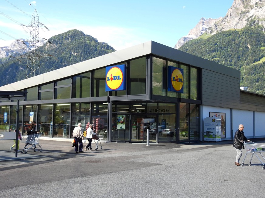 Foto Manuel Geisser 12.06.2020 Detailhandel Discounter Lidl Logo Schriftzug *** Photo Manuel Geisser 12 06 2020 Retail trade Discounter Lidl Logo lettering PUBLICATIONxNOTxINxSUI