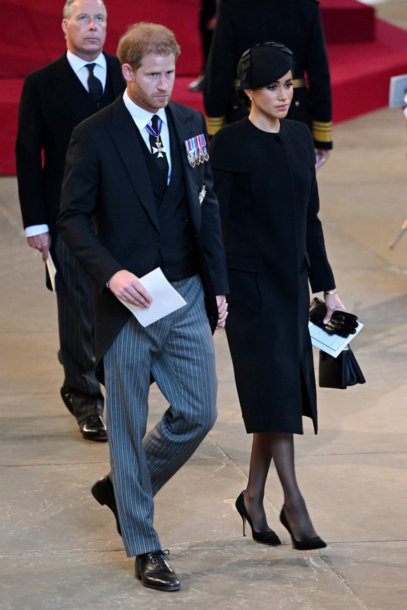 . 14/09/2022. London, United Kingdom.The coffin of Queen Elizabeth II at Westminster Hall in London accompanied by King Charles III and other members of the Royal Family, including Camilla, The Queen  ...