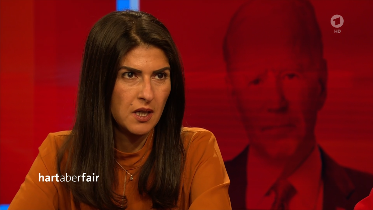 CDU-Verteidigungsexpertin Serap Güler glaubt, dass vor allem die SPD Panzerlieferungen bremst.