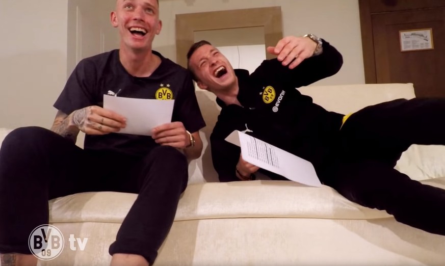 Marco Reus und Marius Wolf moderieren das BVB-Zimmerduell und es ist Comedy-Gold