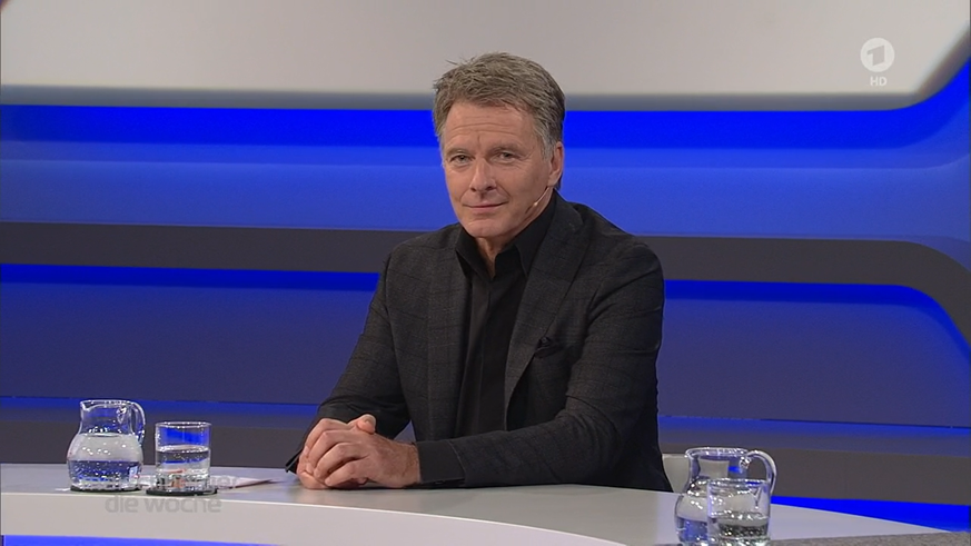 Jörg Pilawa, als Moderator bei seinen Quiz-Shows immer familientauglich und verbindlich, spricht bei Maischberger Klartext.