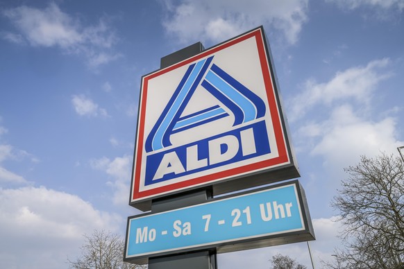 Aldi Nord, Logo, Spandau, Berlin, Deutschland, Europa