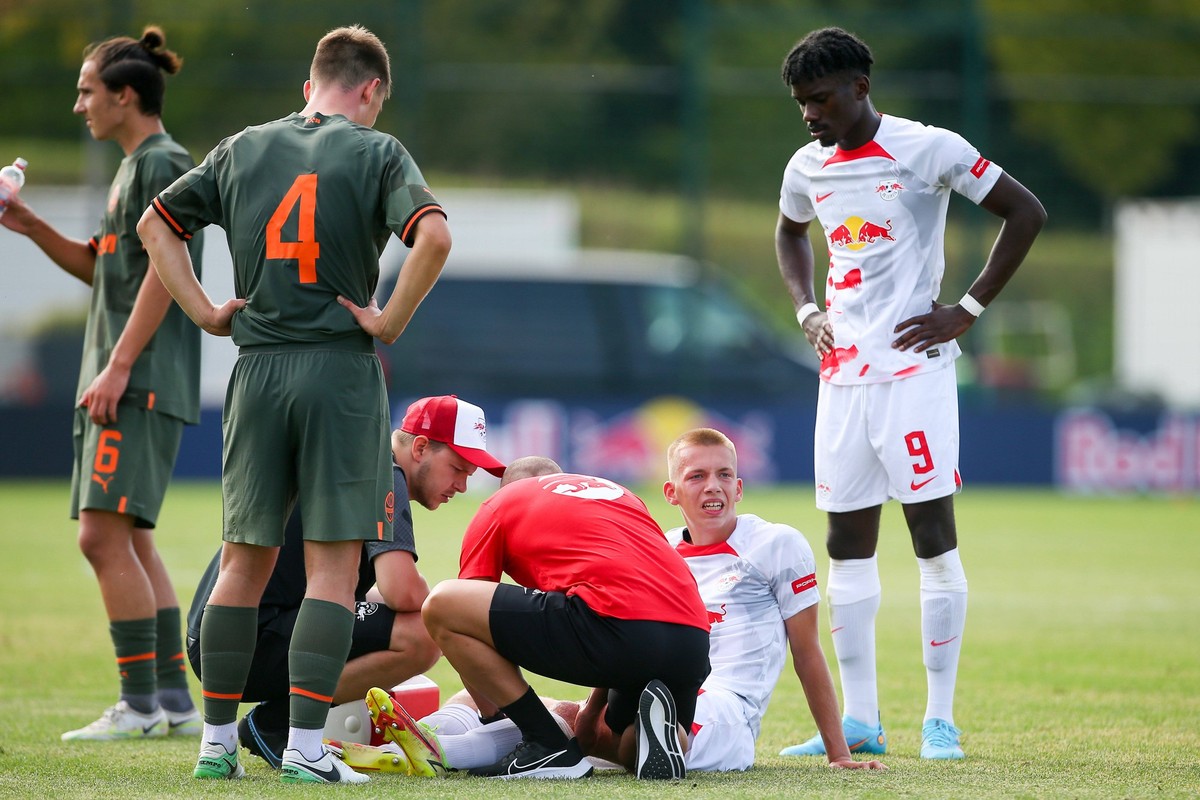 RB Leipzig U19 - Donezk U19 / 06.09.2022 Leipzig, 06.09.2022, RBL Trainingszentrum am Cottaweg, Fu�ball, Saison 2022 / 2023, U19 Junioren, UEFA Youth League, Gruppenphase , RB Leipzig U19 - Shakhtar D ...