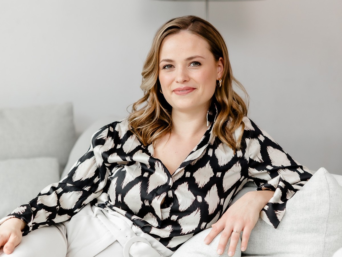 Angela Strassburger Minimalismus Decluttering Organizing Gen Z