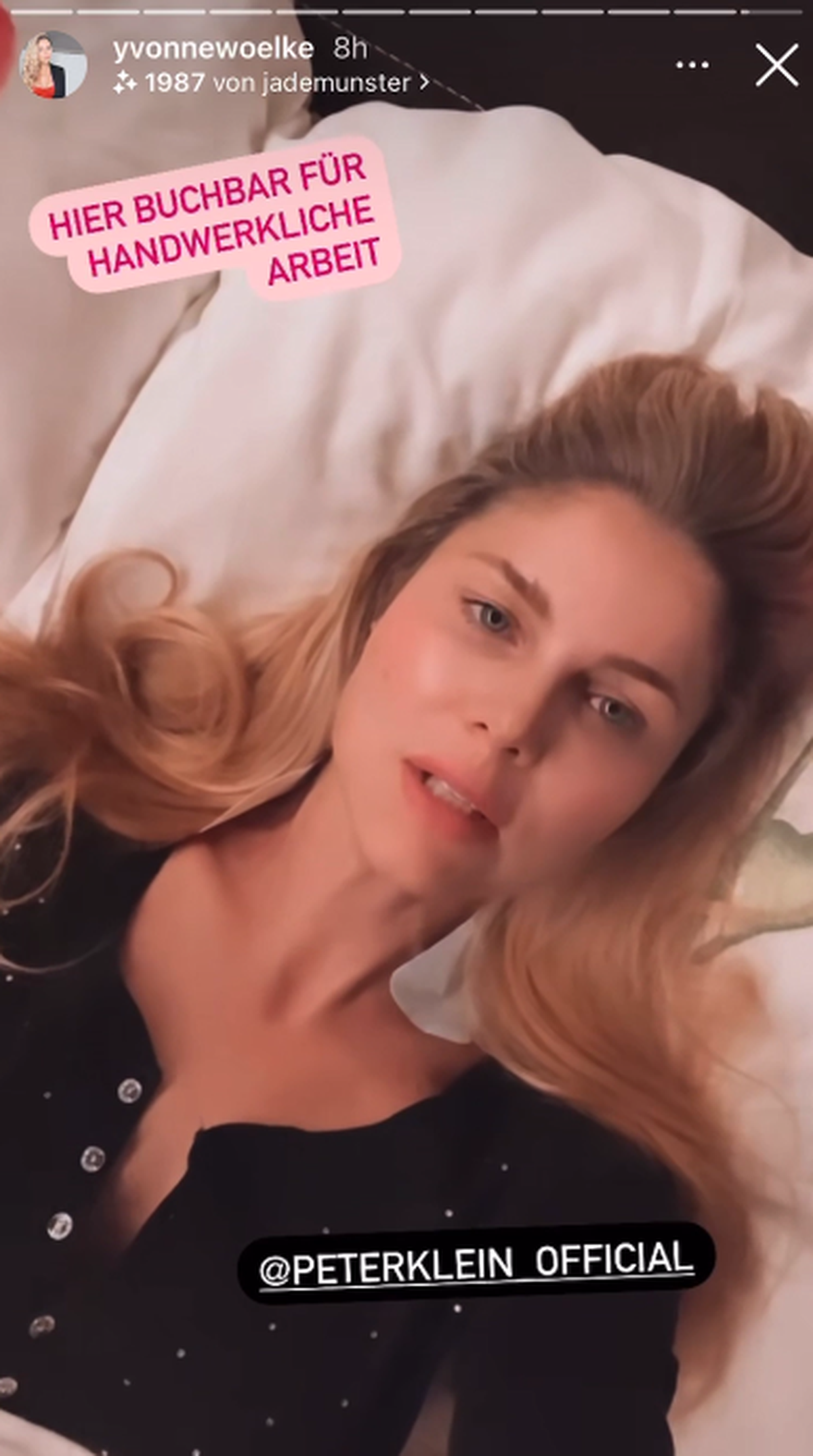 Yvonne Woelke filmte sich in ihrem Bett.