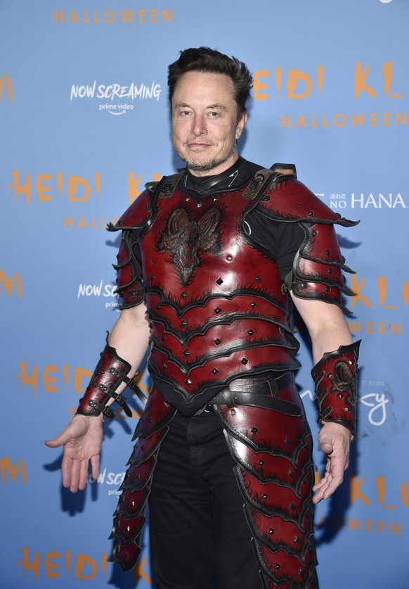 Elon Musk attends Heidi Klum&#039;s 21st annual Halloween party at Sake No Hana at Moxy Lower East Side on Monday, Oct. 31, 2022, in New York. (Photo by Evan Agostini/Invision/AP)