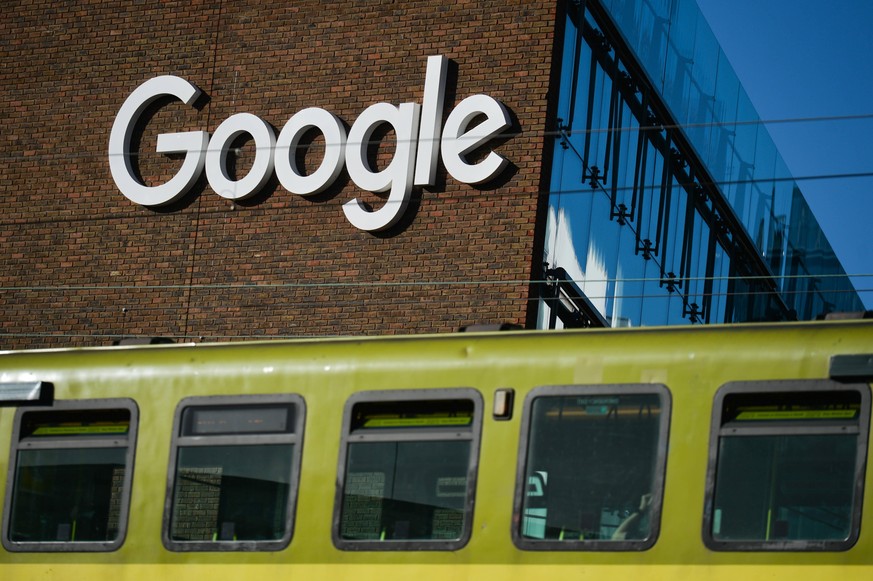 Daily Life In Dublin During COVID-19 Lockdown A view of Google logo on a Google building GRCQ1 in Dublin s Grand Canal area. On Tuesday, 11 May 2021, in Dublin, Ireland. Dublin Ireland widak-dailydub2 ...