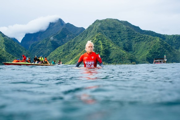 August 16, 2022, Teahupo o, Tahiti, French Polynesia: TATIANA WESTON-WEBB of Brazil prior to surfing in Heat 4 of the Opening Round at the Outerknown Tahiti Pro at Teahupo o. Teahupo o French Polynesi ...