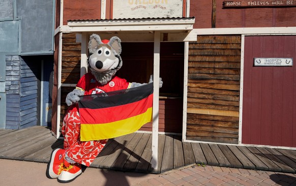 Mandatory Credit: Photo by Dave Shopland/Shutterstock 13758788y KC Wolf the Kansas City Chiefs mascot pictured in Phoenix with the German National flag Previews, Super Bowl LVII, NFL, American Footbal ...