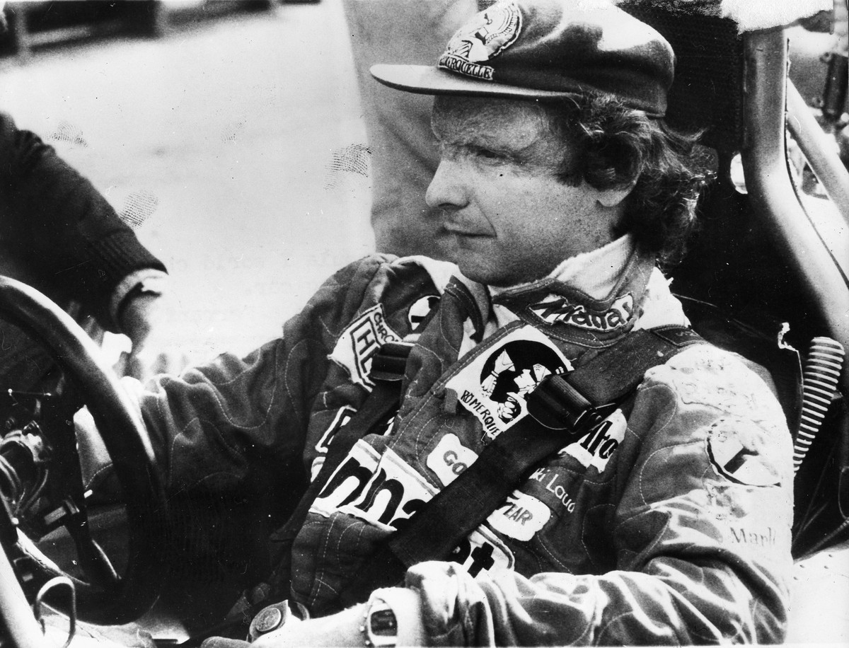 Nach seinem Unfall: Niki Lauda im Jahr 1977.
