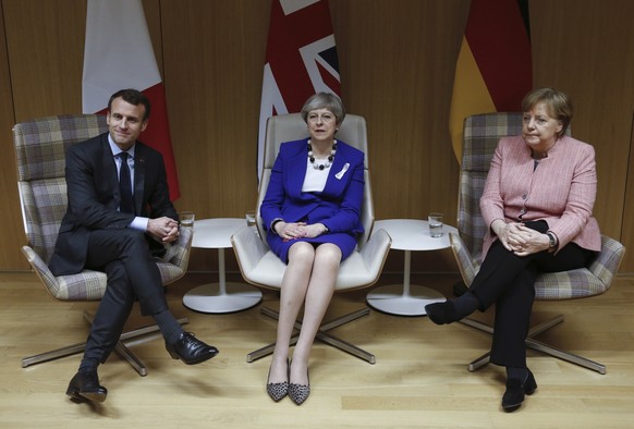 In diesem Bund der 3.: Emmanuel Macron, Theresa may und Angela Merkel.