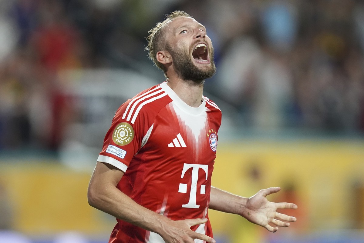 Bayern Munich&#039;s Konrad Laimer celebrates after scoring a goal that was disallowed for an offside during the Club World Cup Group C soccer match between Bayern Munich and Boca Juniors in Miami Gar ...