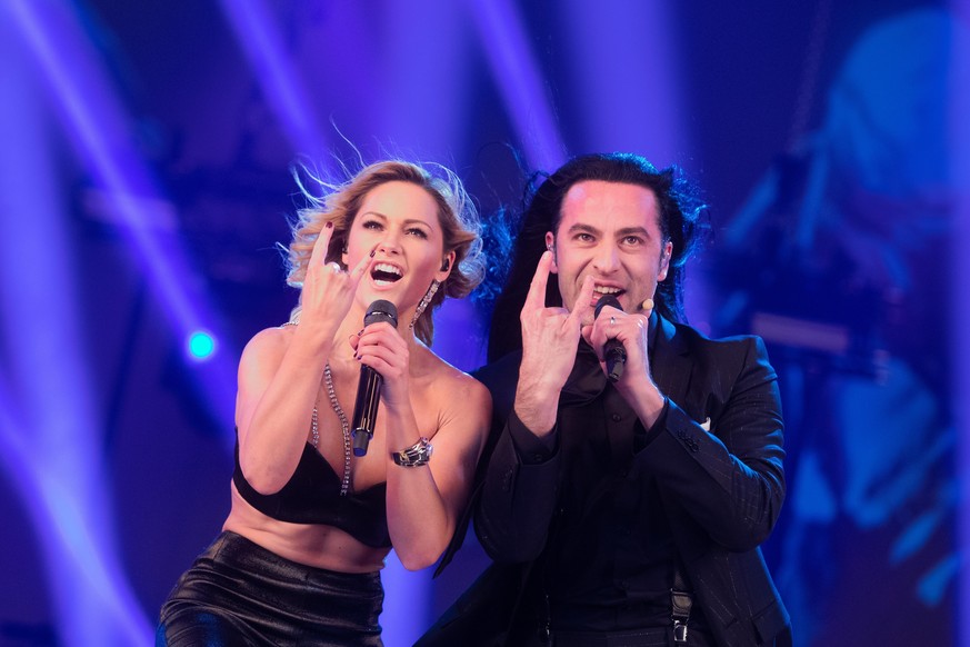 Helene Fischer und Bülent Ceylan treten während der Aufzeichnung der Helene-Fischer-Show in der Messehalle 6 auf. Am 25.12.2019 um 20.15 Uhr wird die Helene Fischer Show im ZDF ausgestrahlt.