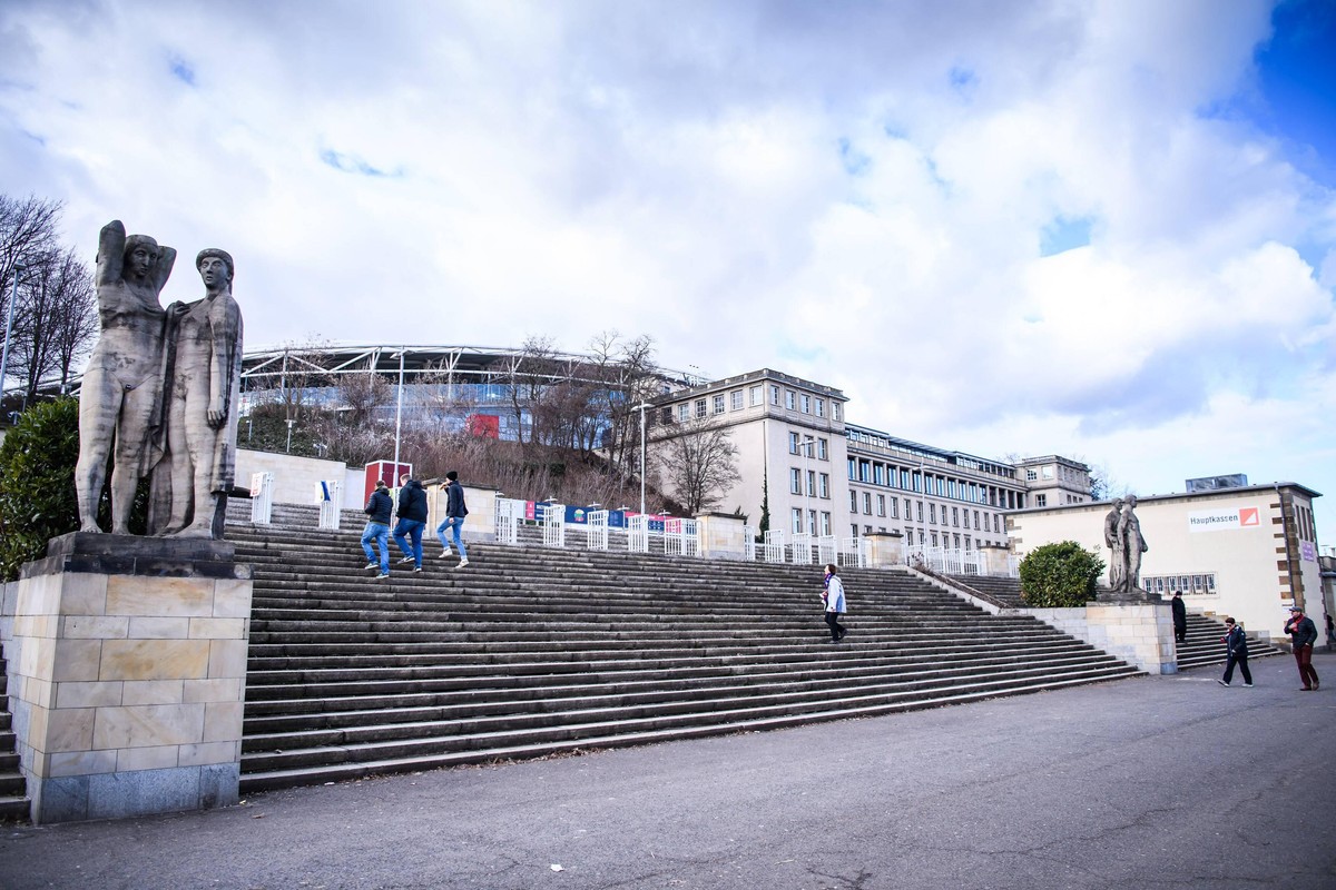 09.02.2019, xkvx, Fussball 1.Bundesliga, RB Leipzig - Eintracht Frankfurt emspor, v.l. Ansicht / Aussenansicht / Red Bull Arena / Aussen / Arena / Wolken / Blauer Himmel (DFL/DFB REGULATIONS PROHIBIT  ...