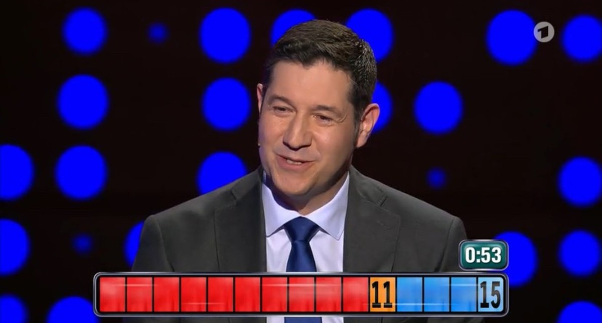 Sebastian Jacoby patzt bei einer Frage.