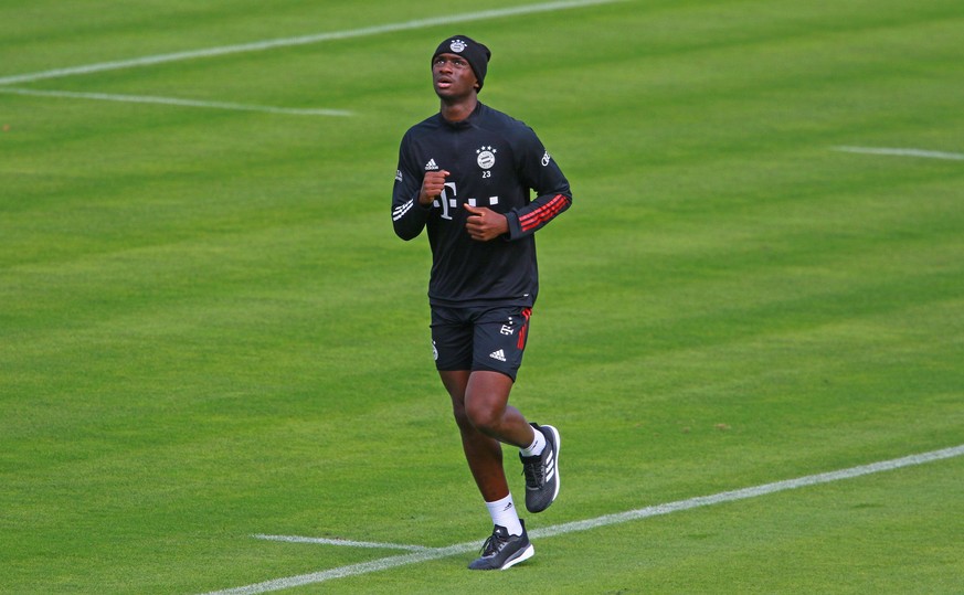 Tanguy Nianzou Kouassi ist eines der größten Abwehrtalente Europas. Er steht seit diesem Sommer beim FC Bayern unter Vertrag, im September verletzte er sich, jetzt ist er wieder fit – und eine Option  ...