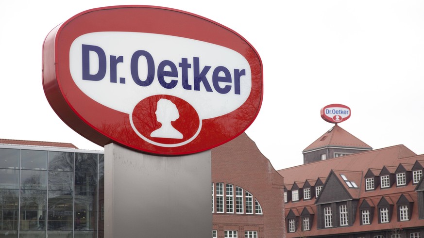 19.11.2010, Bielefeld, Nordrhein-Westfalen, Deutschland - Stammsitz der Oetker-Gruppe in Bielefeld.