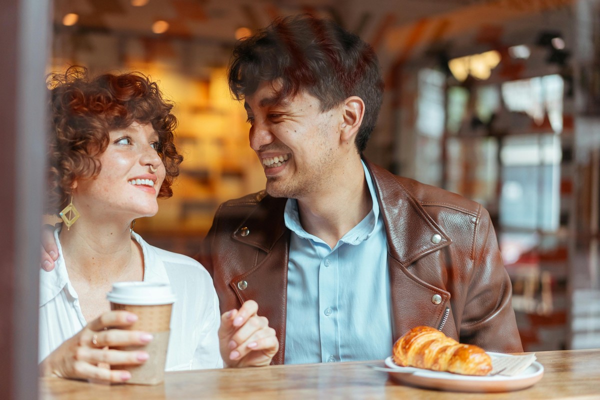 dating couple