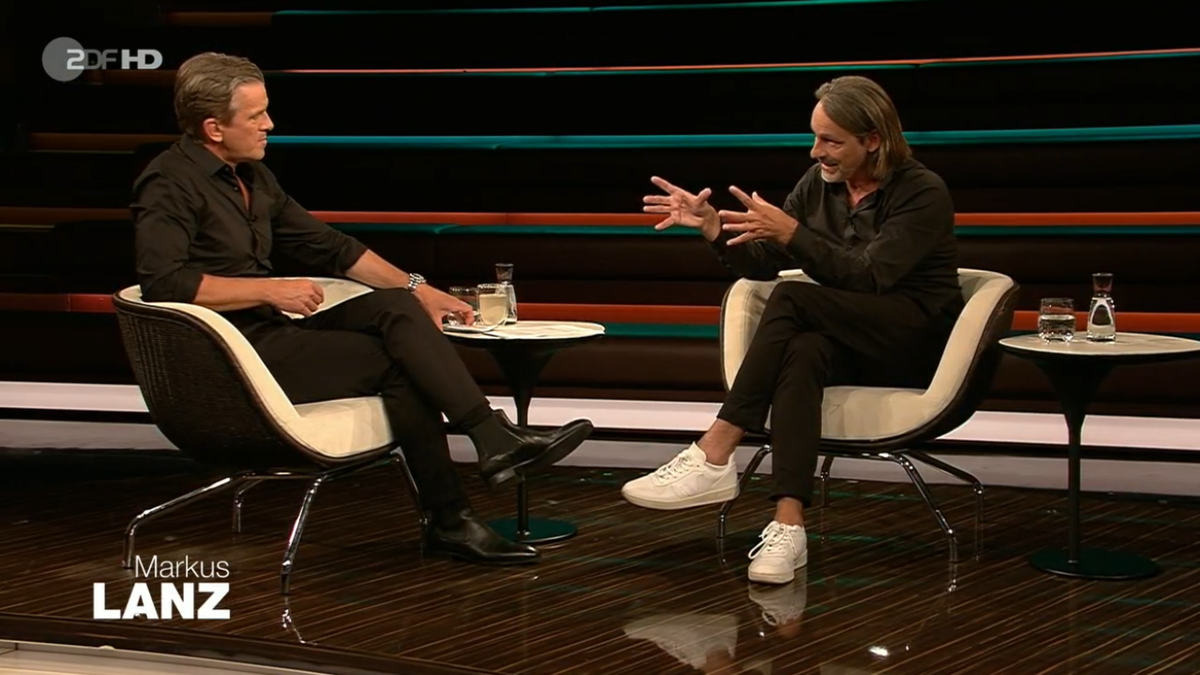 Lanz und Precht im ZDFTalk Bei einem Thema gibt es Streit